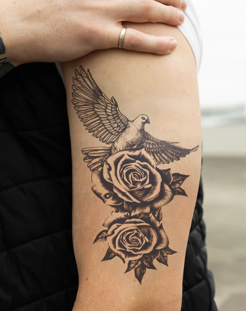 Dove & Roses | 7x18cm | Yarı Kalıcı Dövme